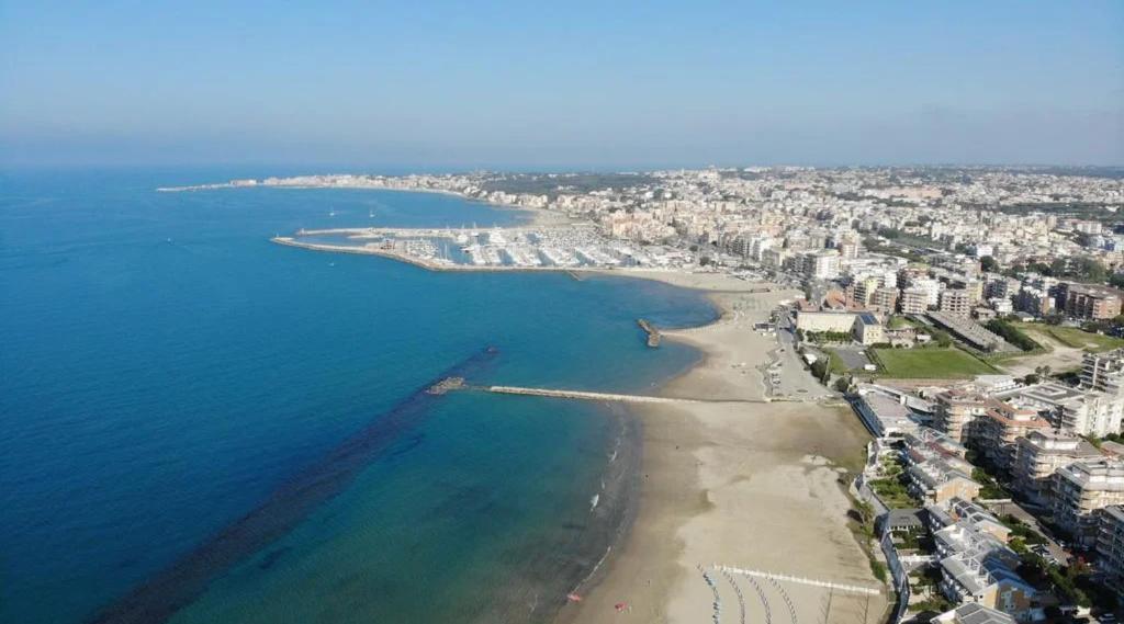 Hotel La Casa Degli Artisti 1 Nettuno Zewnętrze zdjęcie
